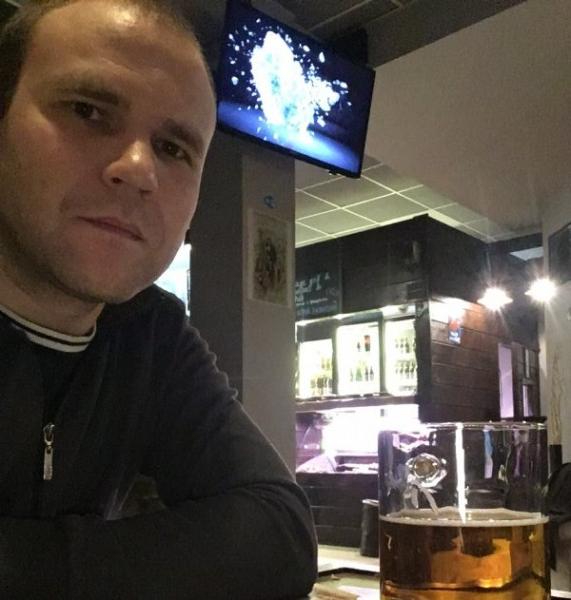 Знакомство. Фото. Нажмите, чтобы увеличить