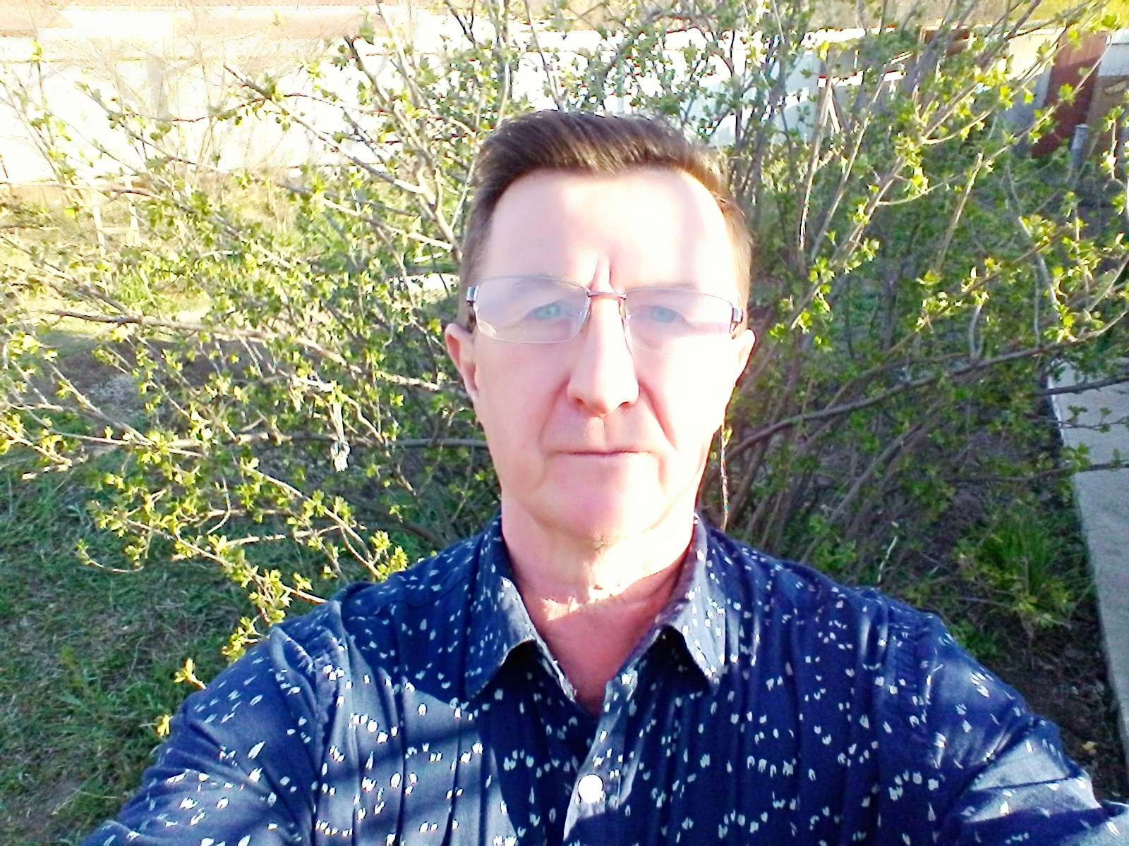 Знакомство. Фото. Нажмите, чтобы увеличить