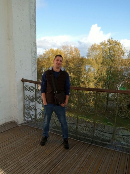 Знакомство. Фото. Нажмите, чтобы увеличить