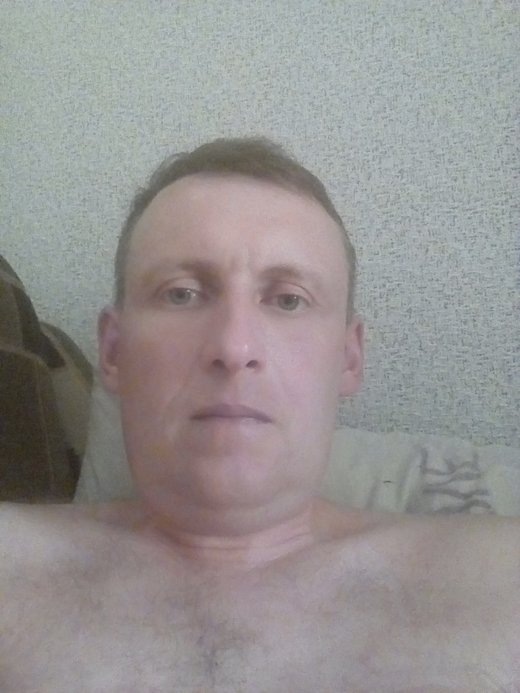 Знакомство. Фото. Нажмите, чтобы увеличить