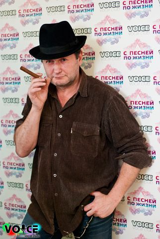 Знакомство. Фото. Нажмите, чтобы увеличить