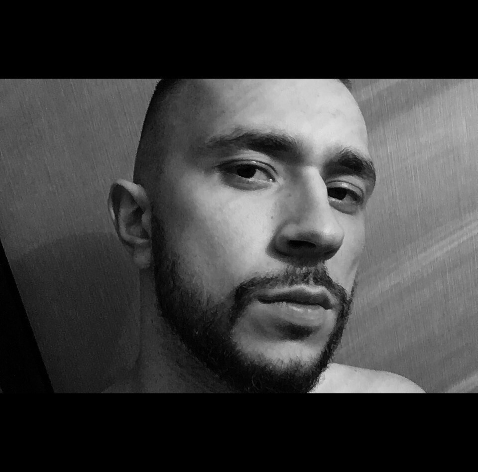 Знакомство. Фото. Нажмите, чтобы увеличить