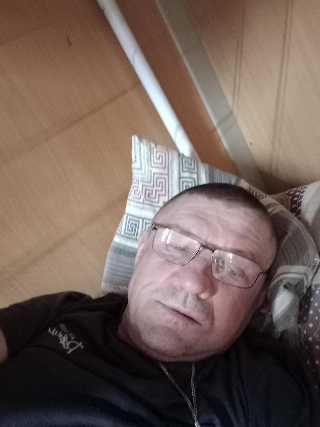 Знакомство. Фото. Нажмите, чтобы увеличить