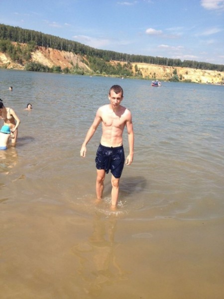 Знакомство. Фото. Нажмите, чтобы увеличить