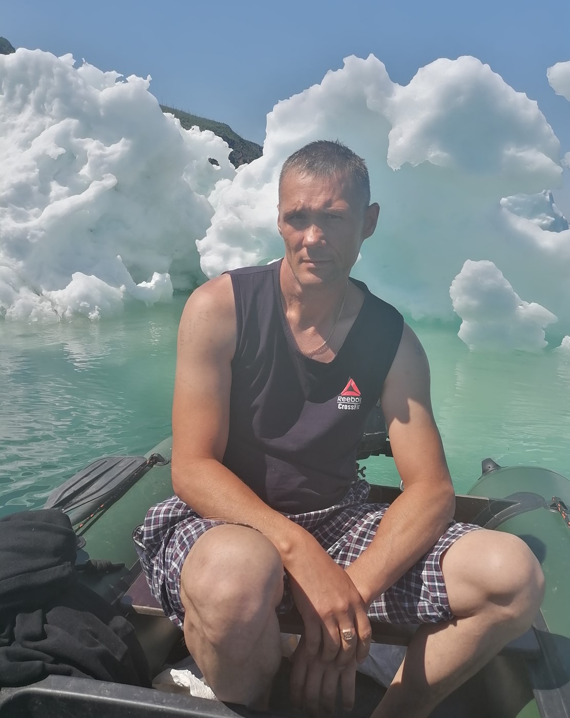 Знакомство. Фото. Нажмите, чтобы увеличить