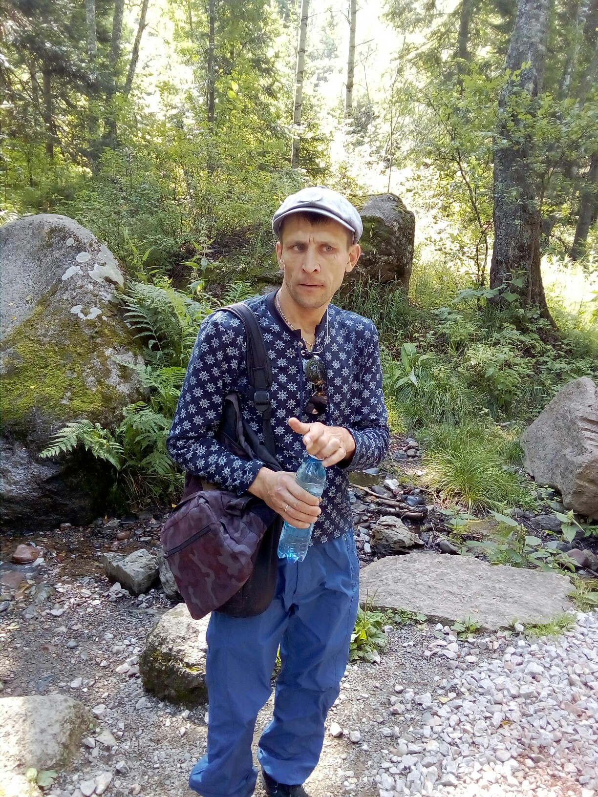 Знакомство. Фото. Нажмите, чтобы увеличить