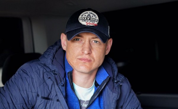 Знакомство. Фото. Нажмите, чтобы увеличить