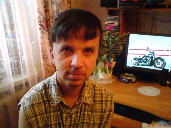 Хочу девушку. Saha