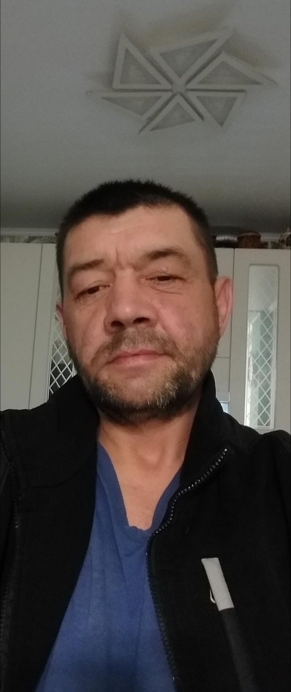 Знакомство. Фото. Нажмите, чтобы увеличить