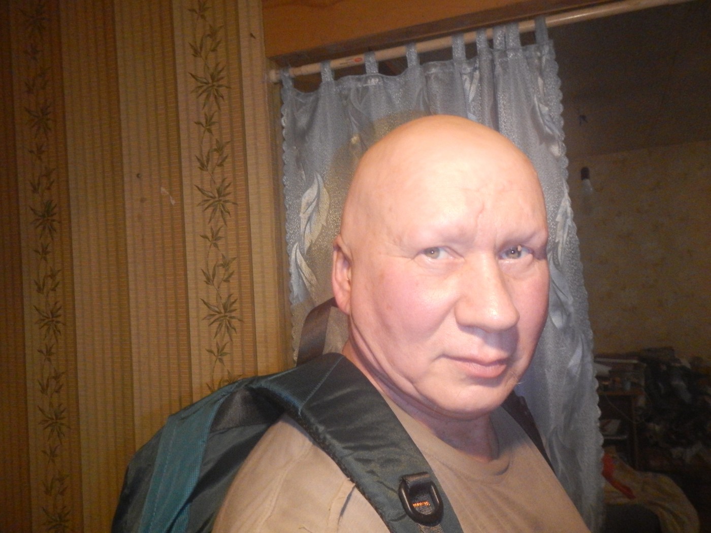 Знакомство. Фото. Нажмите, чтобы увеличить