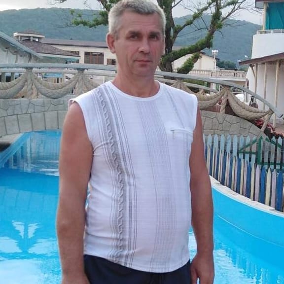 Знакомство. Фото. Нажмите, чтобы увеличить