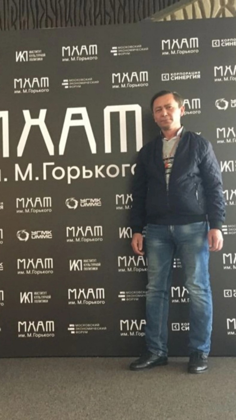 Знакомство. Фото. Нажмите, чтобы увеличить