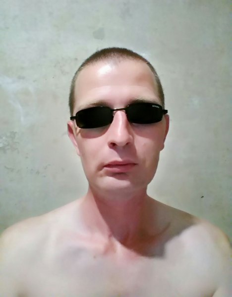 Знакомство. Фото. Нажмите, чтобы увеличить