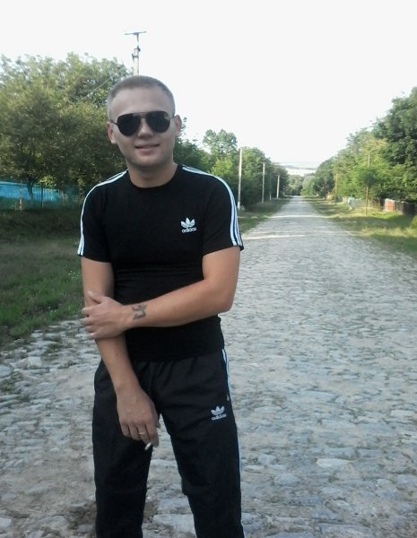 Знакомство. Фото. Нажмите, чтобы увеличить