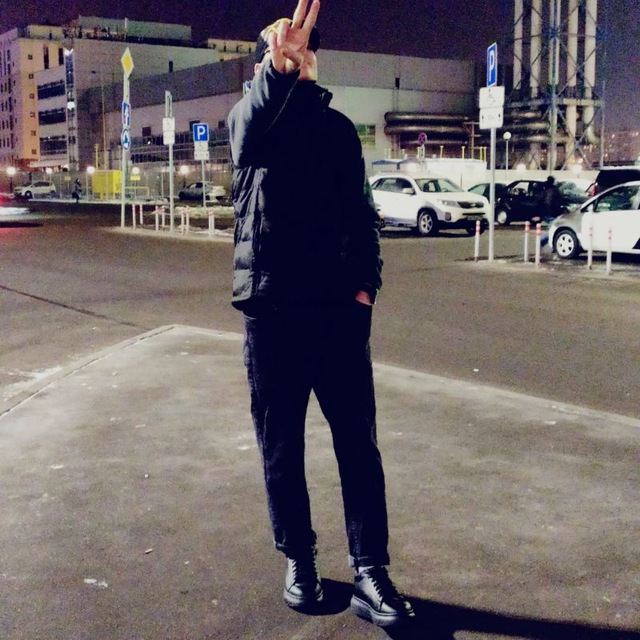 Знакомство. Фото. Нажмите, чтобы увеличить