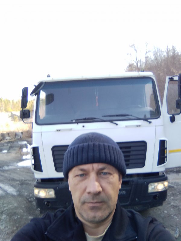 Знакомство. Фото. Нажмите, чтобы увеличить