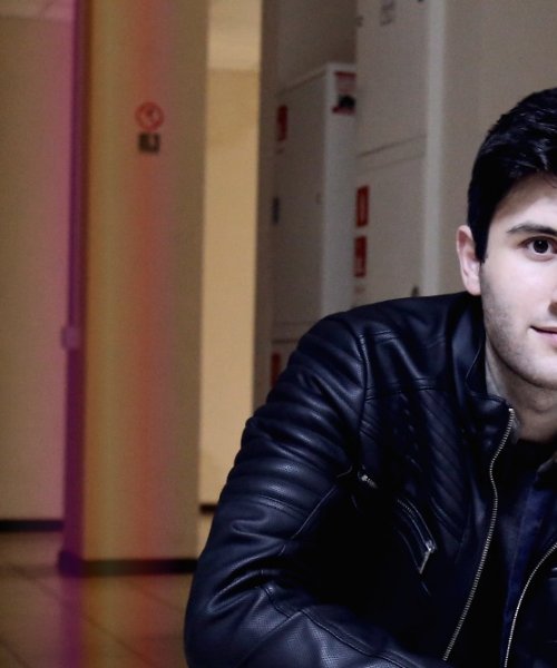 Знакомство. Фото. Нажмите, чтобы увеличить