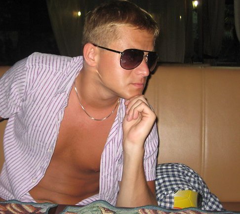 Знакомство. Фото. Нажмите, чтобы увеличить