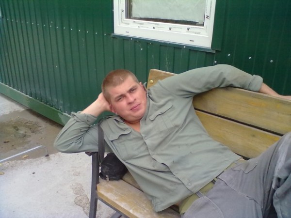 Хочу девушку. Dmitrii