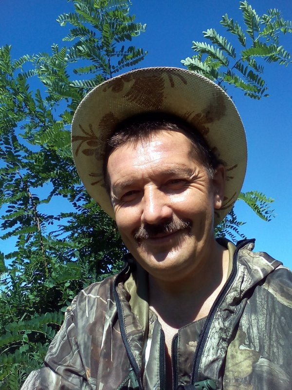 Знакомство. Фото. Нажмите, чтобы увеличить