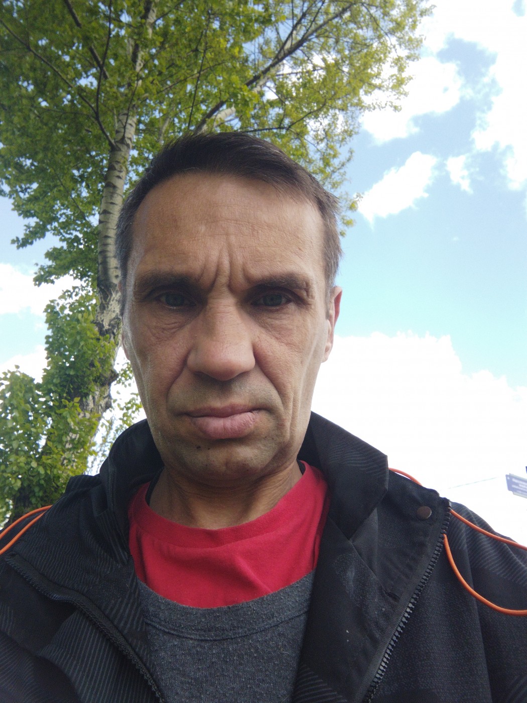 Знакомство. Фото. Нажмите, чтобы увеличить