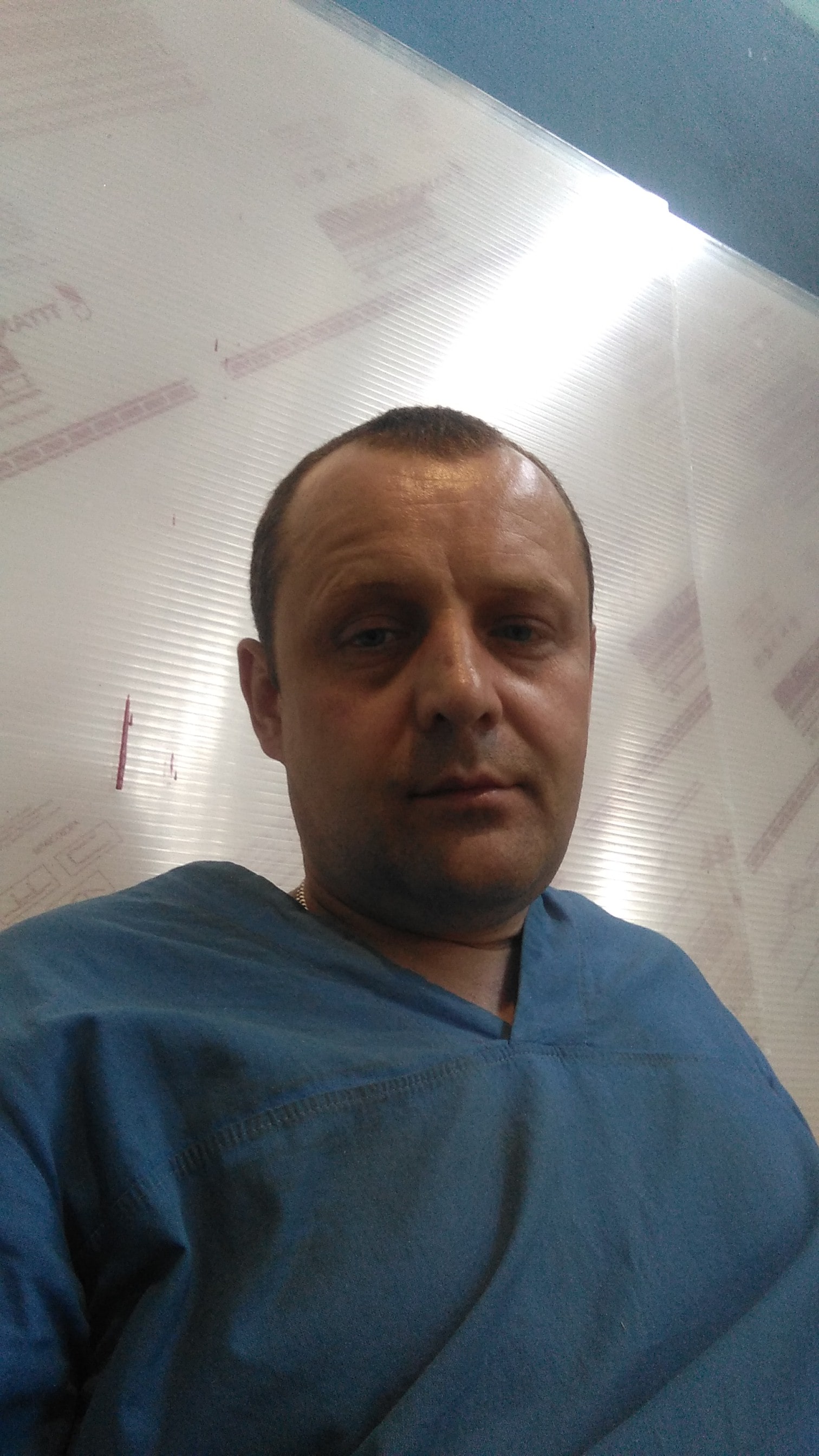 Знакомство. Фото. Нажмите, чтобы увеличить