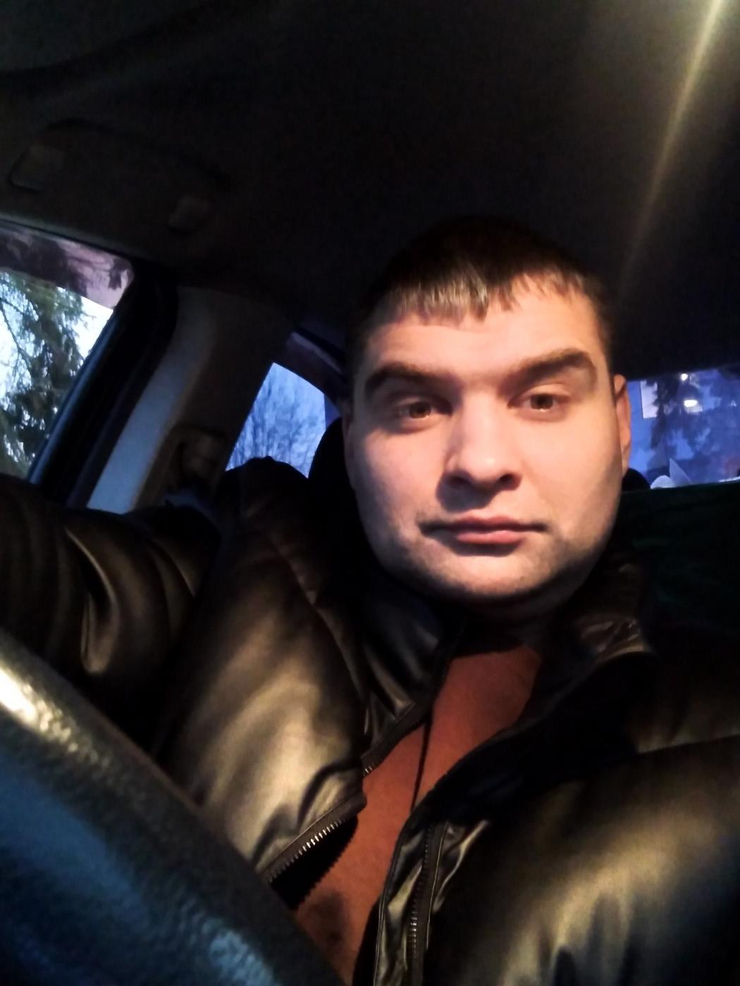 Знакомство. Фото. Нажмите, чтобы увеличить