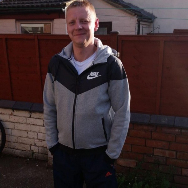 Знакомство. Фото. Нажмите, чтобы увеличить