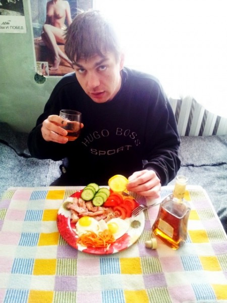 Знакомство. Фото. Нажмите, чтобы увеличить