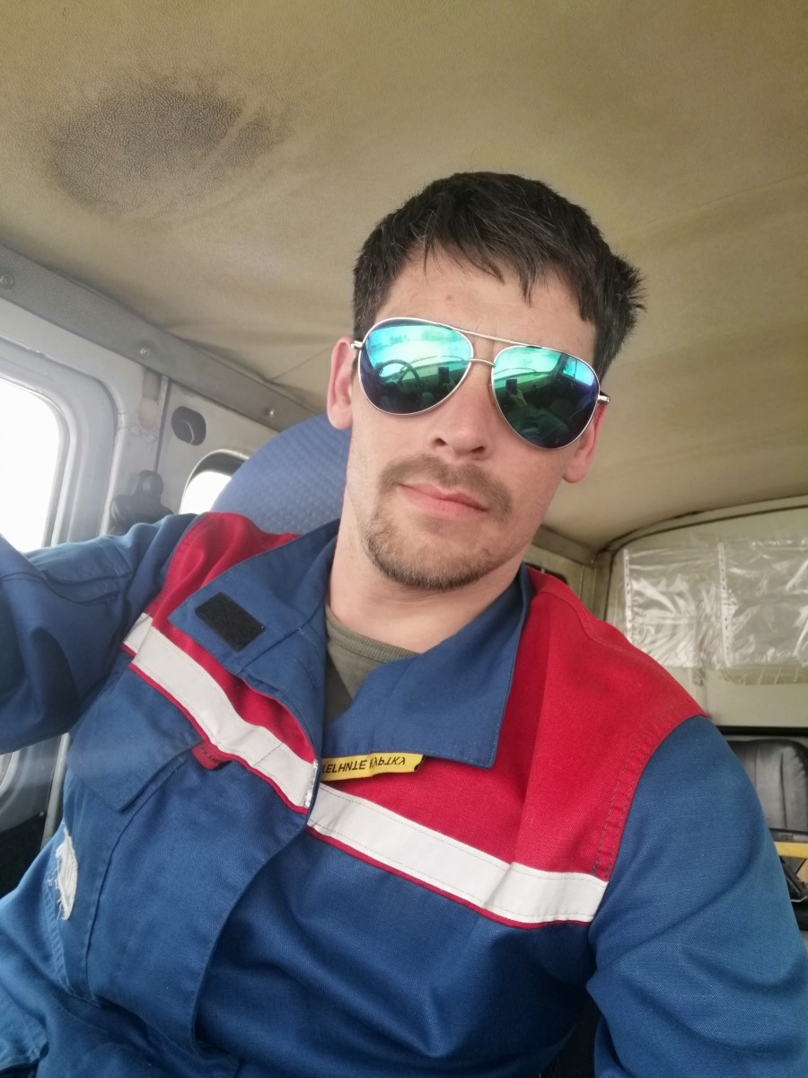 Знакомство. Фото. Нажмите, чтобы увеличить