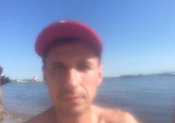 Знакомство. Фото. Нажмите, чтобы увеличить