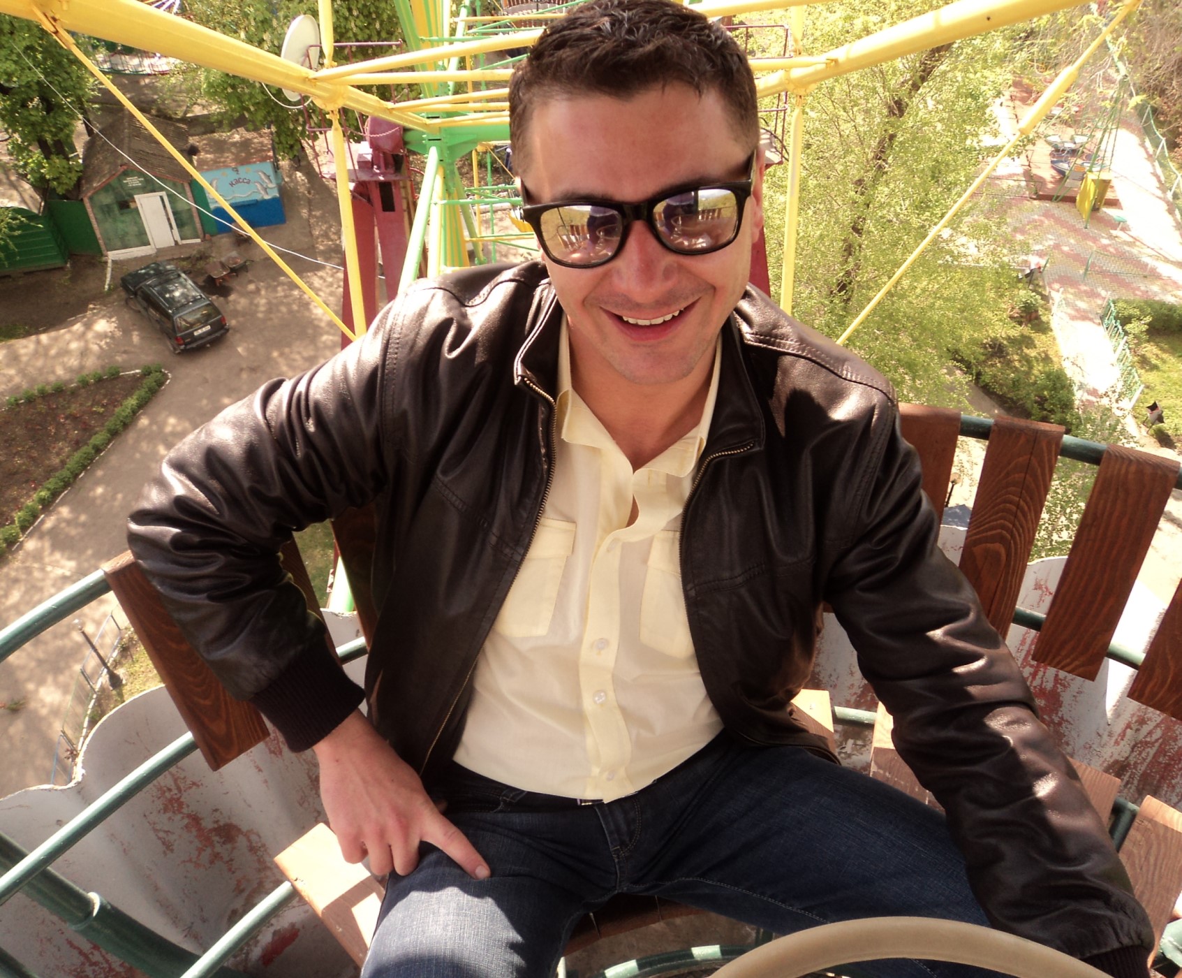 Знакомство. Фото. Нажмите, чтобы увеличить