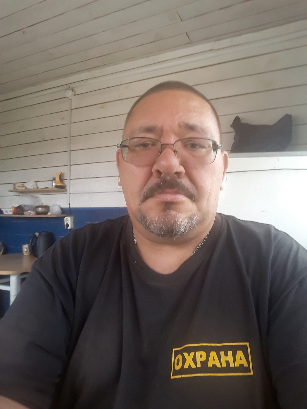 Знакомство. Фото. Нажмите, чтобы увеличить