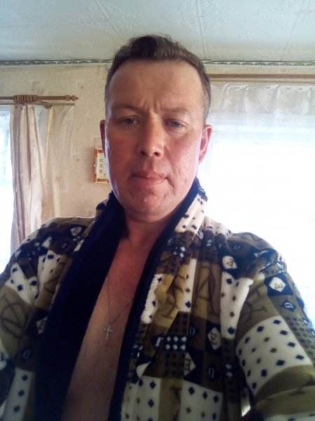 Знакомство. Фото. Нажмите, чтобы увеличить