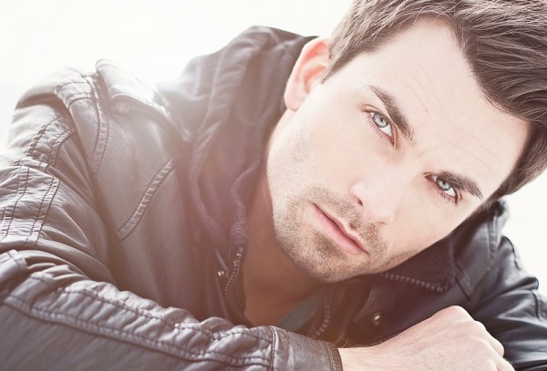 Знакомство. Фото. Нажмите, чтобы увеличить