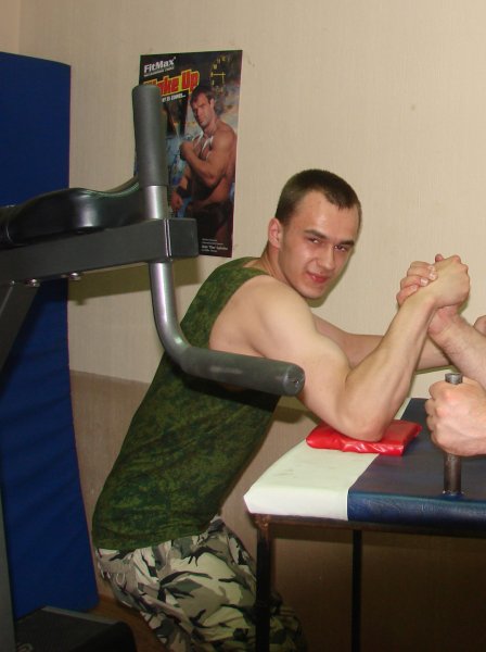 Знакомство. Фото. Нажмите, чтобы увеличить