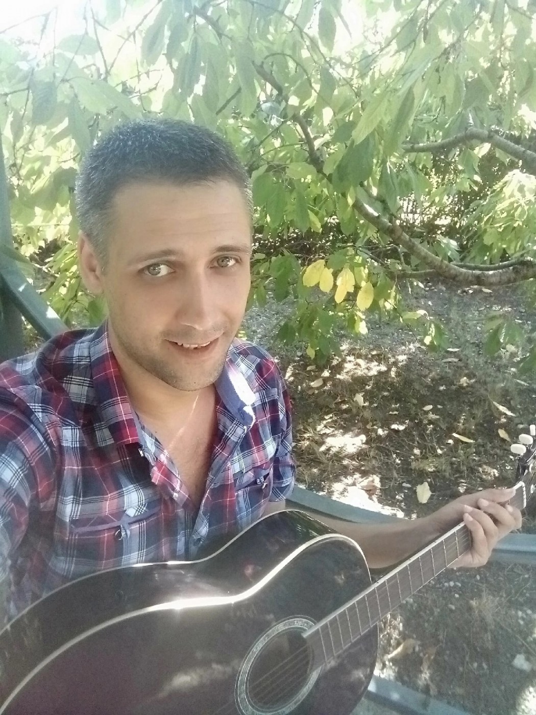 Знакомство. Фото. Нажмите, чтобы увеличить