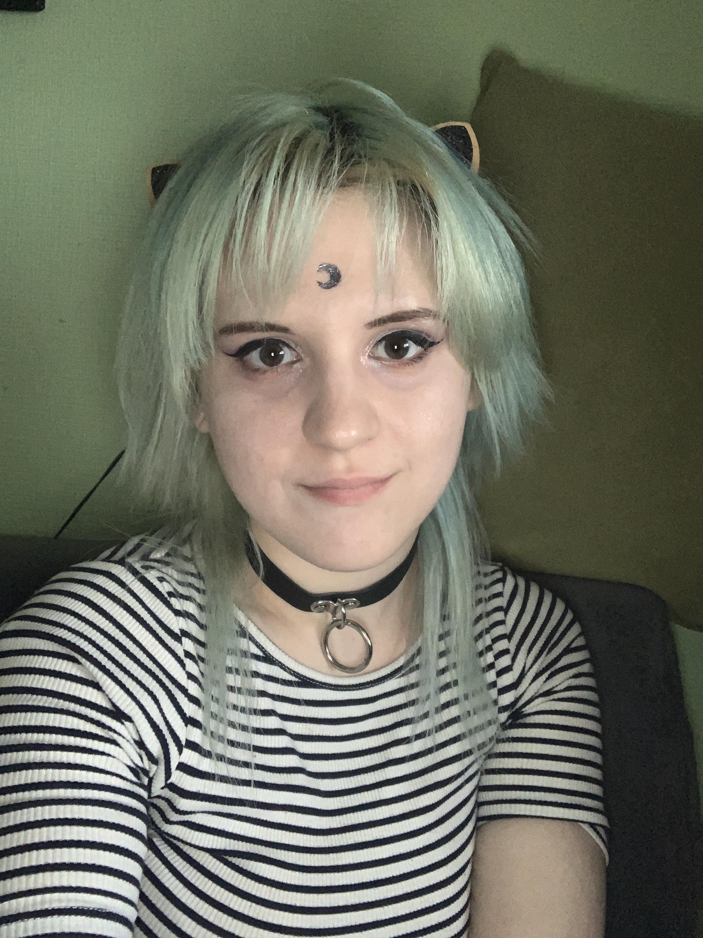 Знакомство. Фото. Нажмите, чтобы увеличить