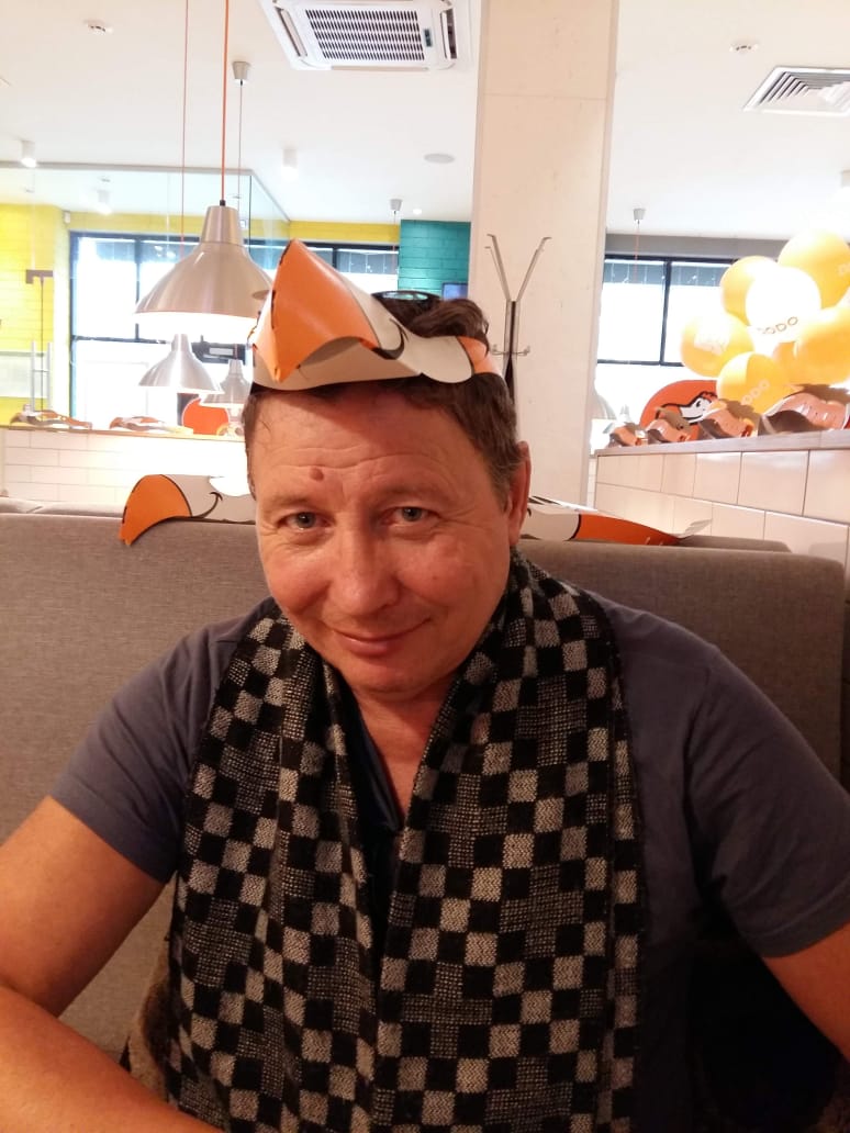 Знакомство. Фото. Нажмите, чтобы увеличить