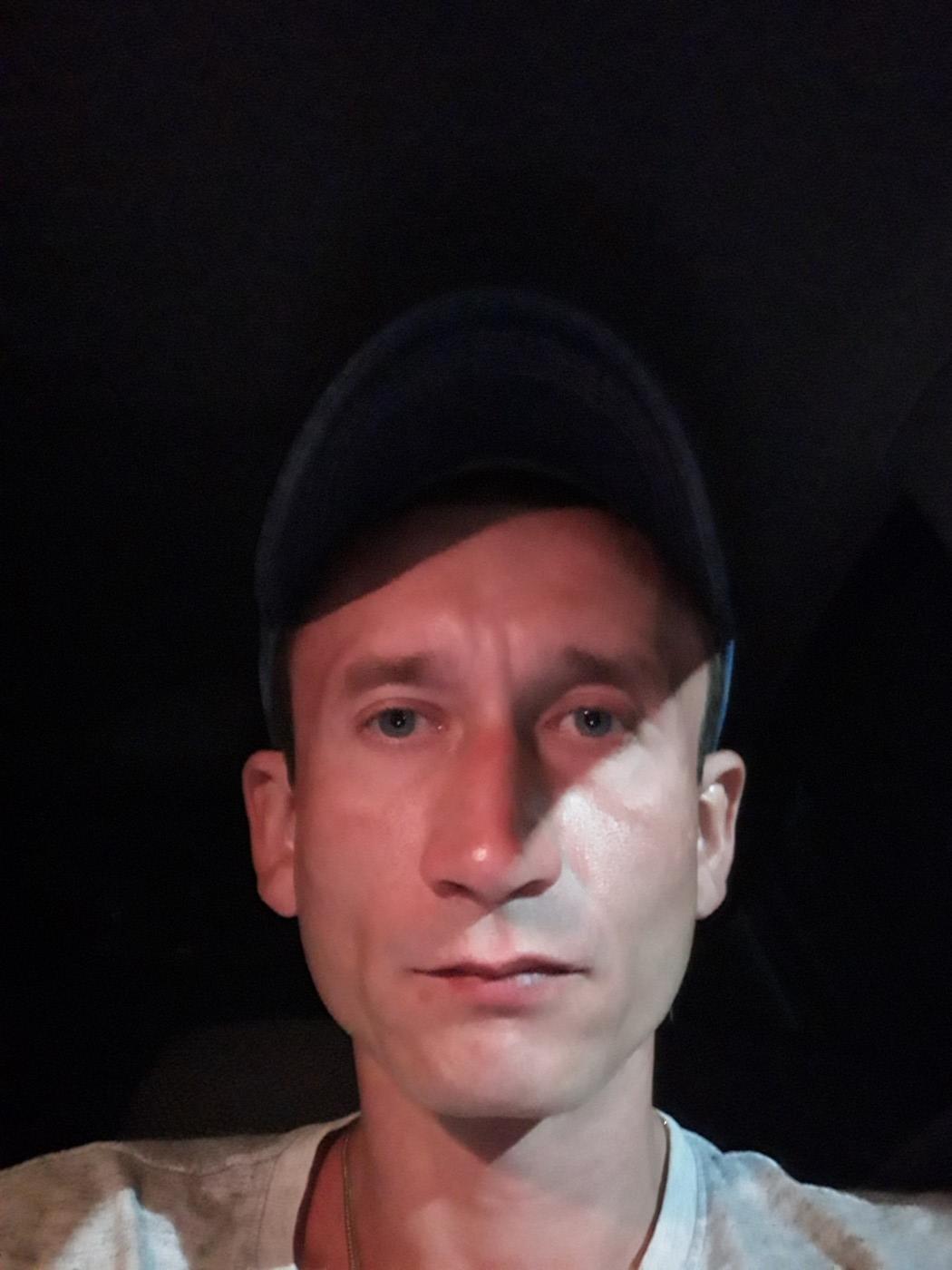 Знакомство. Фото. Нажмите, чтобы увеличить