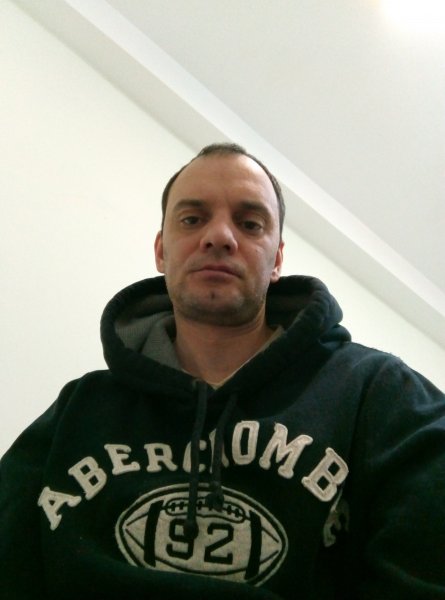 Знакомство. Фото. Нажмите, чтобы увеличить