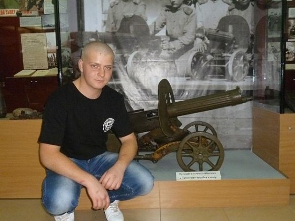 Знакомство. Фото. Нажмите, чтобы увеличить