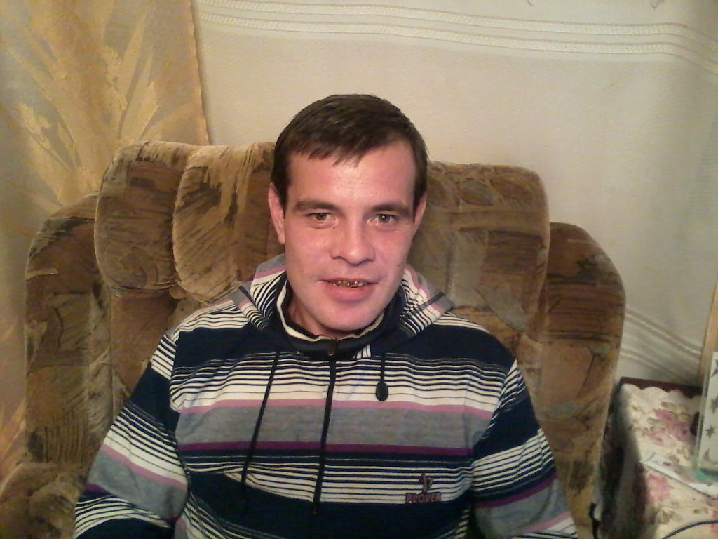 Знакомство. Фото. Нажмите, чтобы увеличить