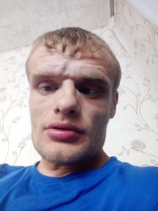 Знакомство. Фото. Нажмите, чтобы увеличить