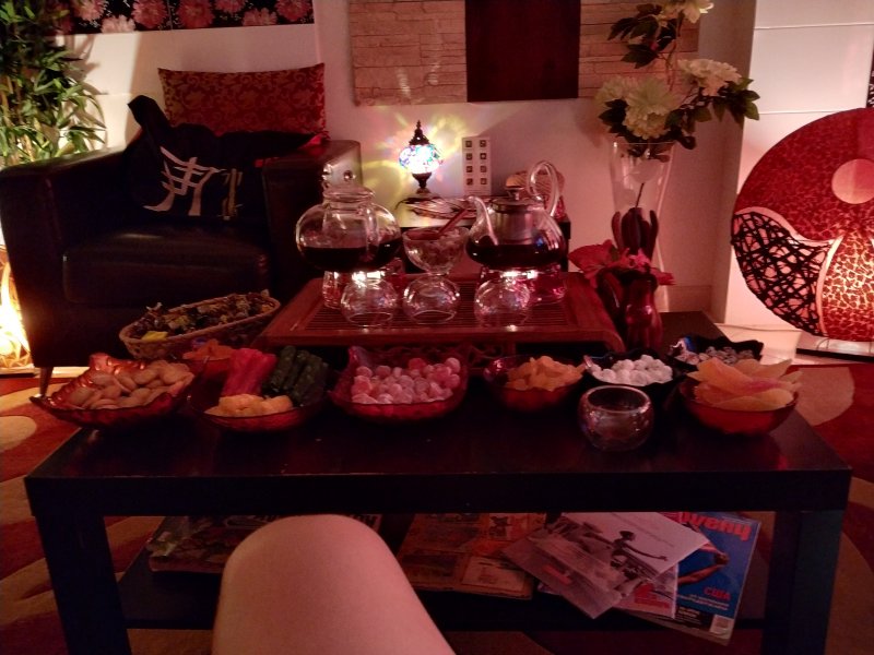 Знакомство. Фото. Нажмите, чтобы увеличить