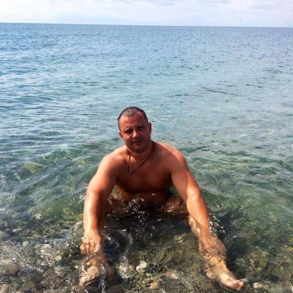 Знакомство. Фото. Нажмите, чтобы увеличить