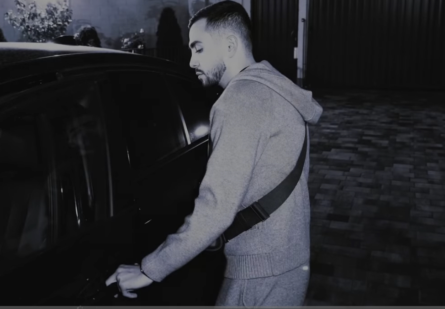 Фото девушка Робер