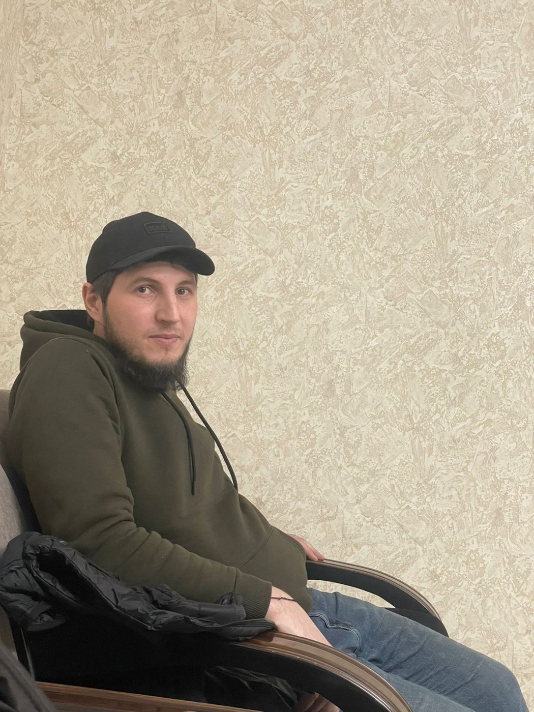 Знакомство. Фото. Нажмите, чтобы увеличить