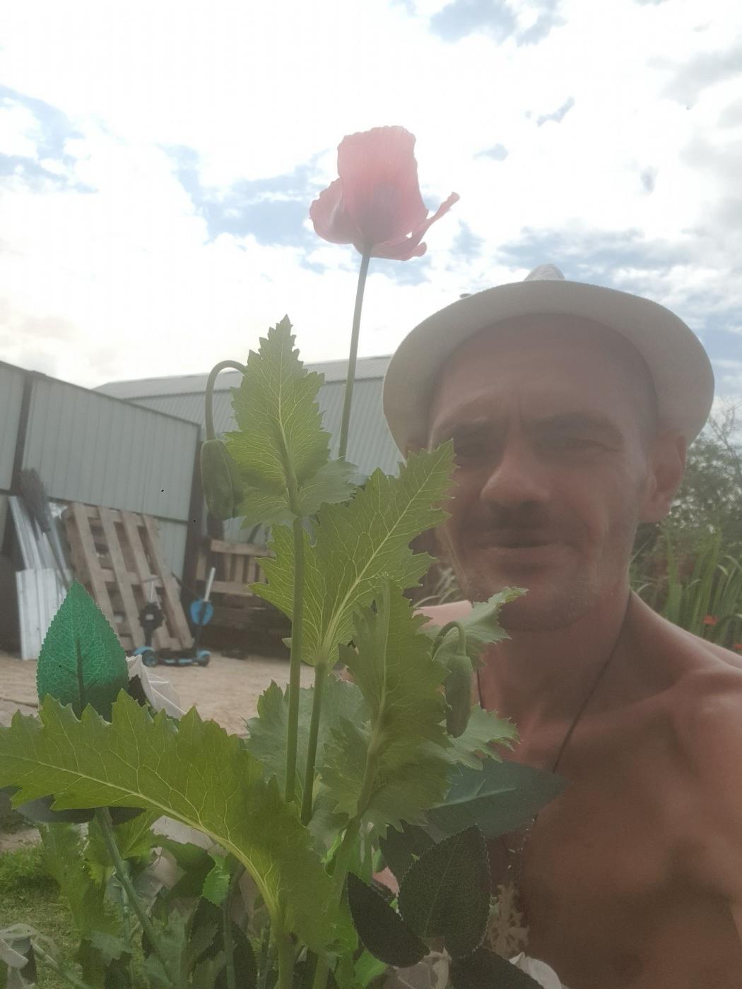 Знакомство. Фото. Нажмите, чтобы увеличить