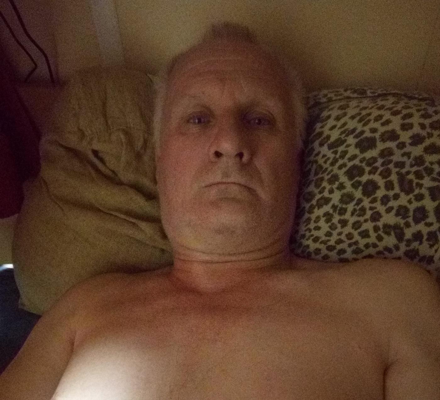 Знакомство. Фото. Нажмите, чтобы увеличить